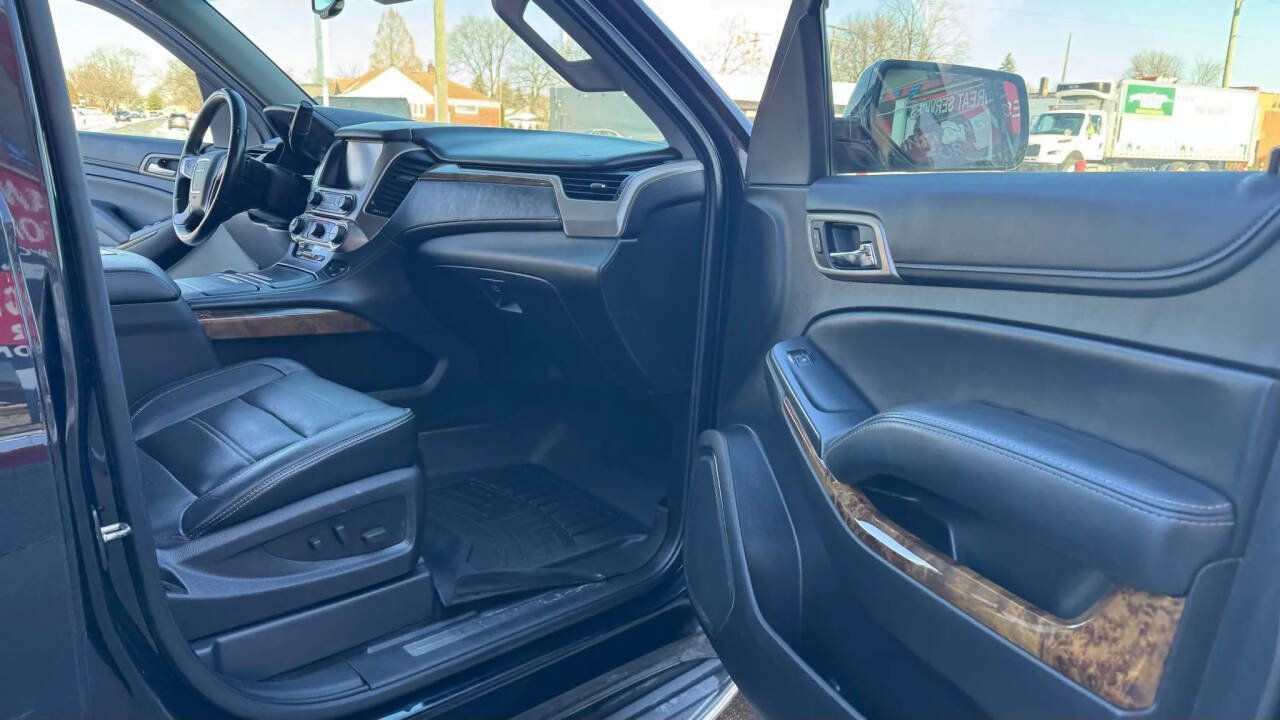 Used 2016 GMC Yukon Denali w/ Open Road Package image 24