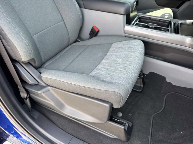 New 2026 Ford F250 XLT w/ FX4 Off-Road Package image 15