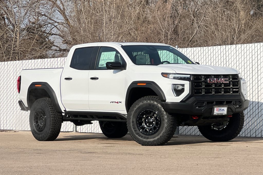 New 2026 GMC Canyon AT4X w/ AT4X AEV Edition video 2