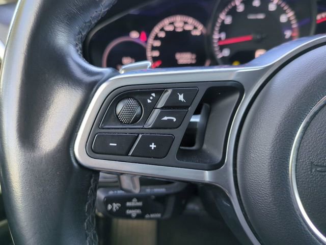 Used 2020 Porsche Cayenne image 29