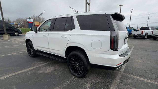 Used 2025 Cadillac Escalade Luxury image 6