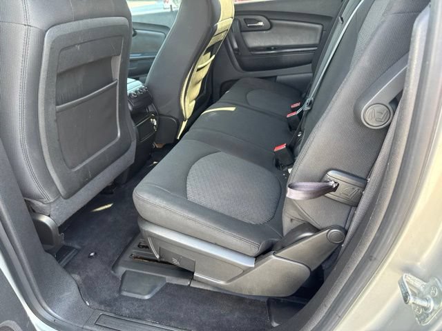Used 2012 Chevrolet Traverse LT FWD image 11