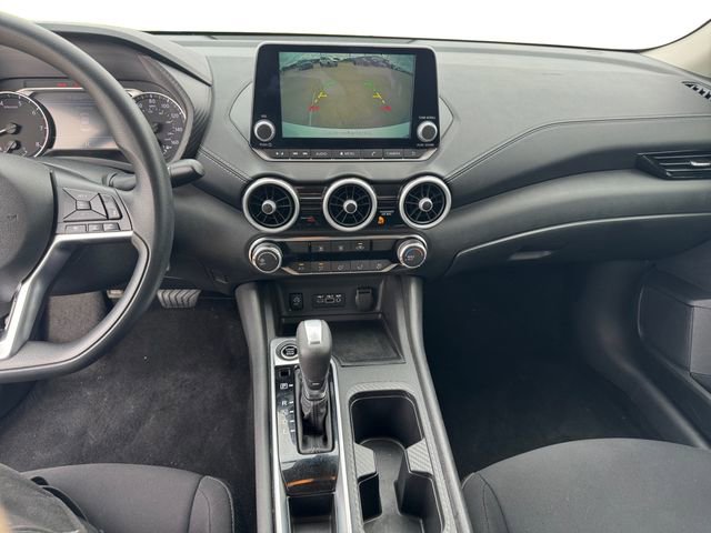Used 2024 Nissan Sentra SV FWD image 17