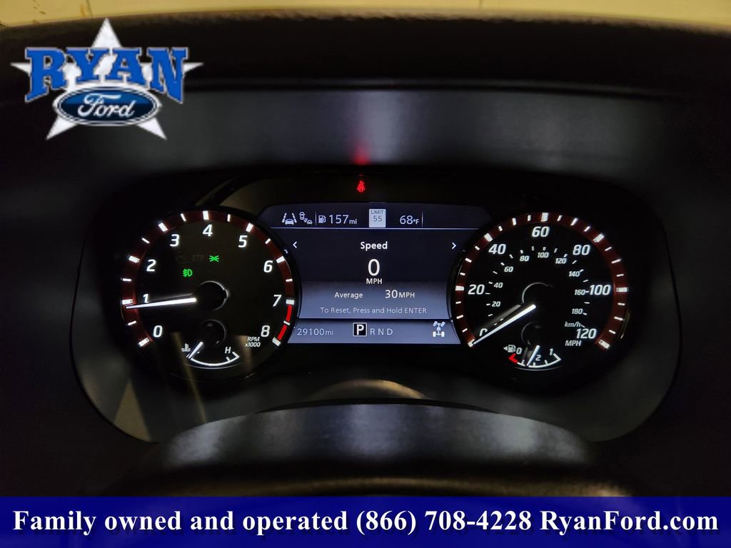 Used 2022 Nissan Frontier PRO-4X image 11