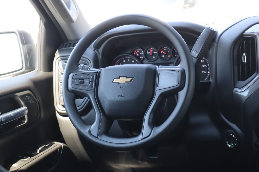 New 2026 Chevrolet Silverado 1500 Custom w/ Turbomax Blackout Package AWD/4WD image 26
