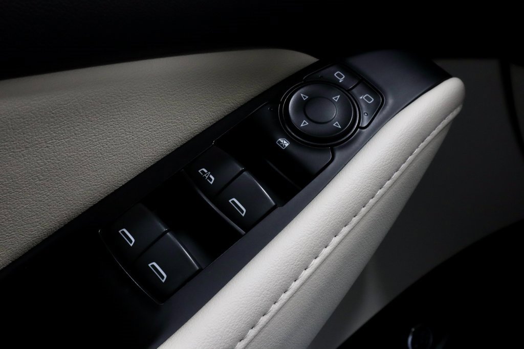 Used 2023 Buick Enclave Essence w/ Experience Buick Package image 33