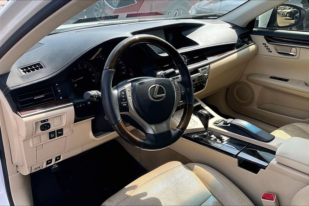 Used 2014 Lexus ES 350 FWD image 15