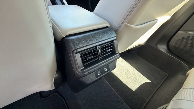 Used 2024 Honda Accord Touring image 17