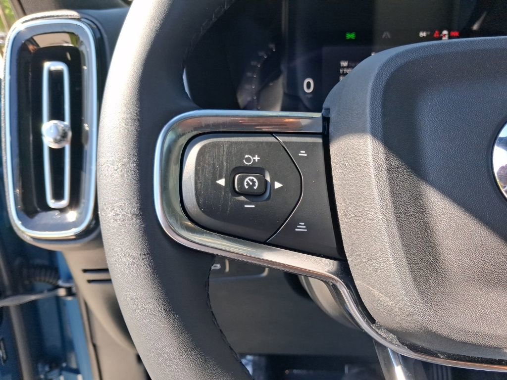 Used 2023 Volvo C40 P8 Recharge Plus AWD/4WD image 18