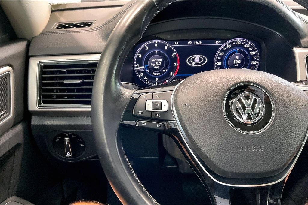 Used 2018 Volkswagen Atlas SEL Premium AWD/4WD image 12