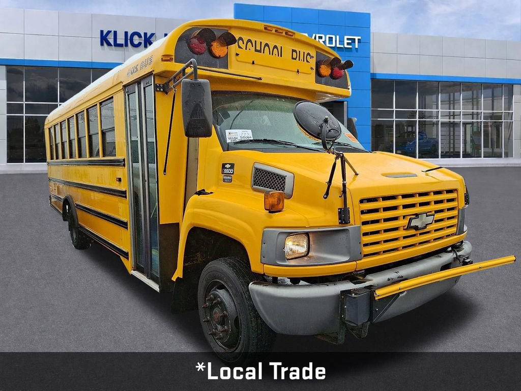 Used 2005 Chevrolet Kodiak C5500 2WD Regular Cab image 3