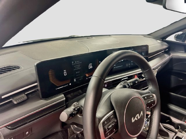 Certified 2025 Kia K5 GT-Line w/ GT-Line Premium Package FWD image 9