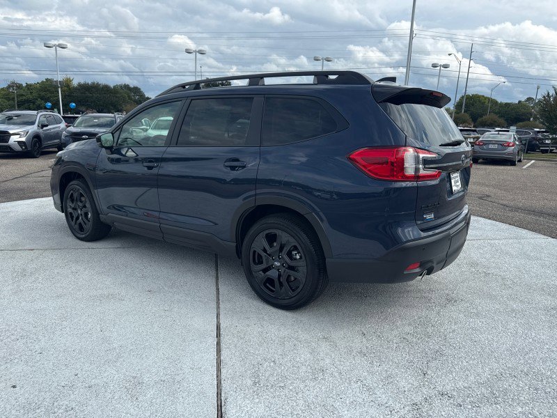 New 2025 Subaru Ascent Bronze Edition image 3