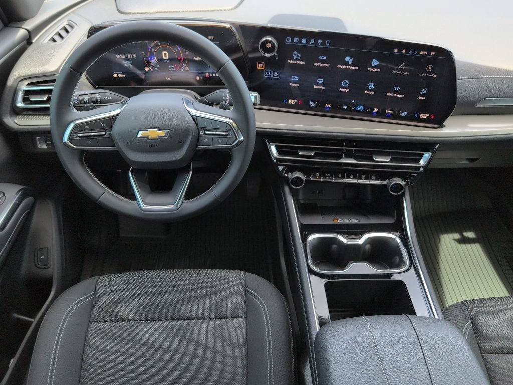 New 2026 Chevrolet Traverse LT w/ Driver Confidence Package FWD image 4