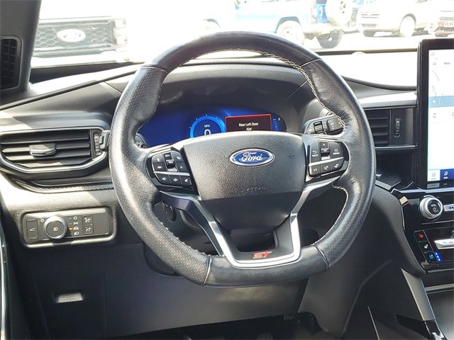 Used 2022 Ford Explorer ST w/ Equipment Group 401A image 11
