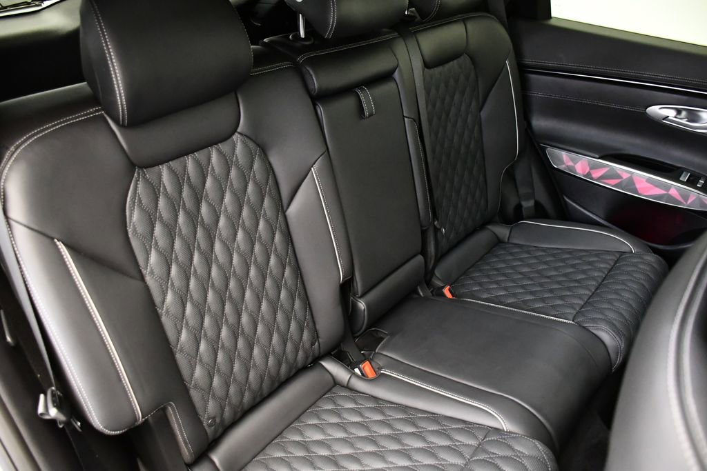 Used 2025 Genesis GV70 3.5T Sport w/ Sport Advanced Package image 53