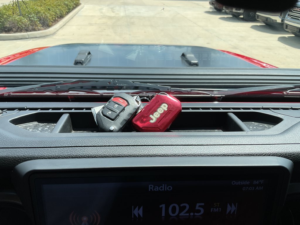 Used 2019 Jeep Wrangler Unlimited Sport S AWD/4WD image 33