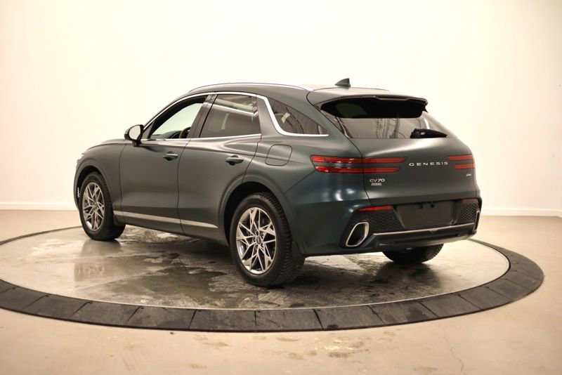 Used 2024 Genesis GV70 2.5T w/ Advanced Package image 5
