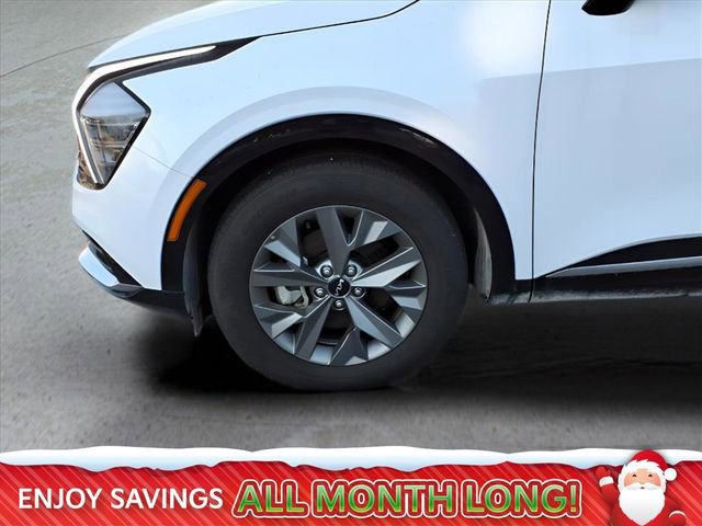 Used 2025 Kia Sportage SX image 10