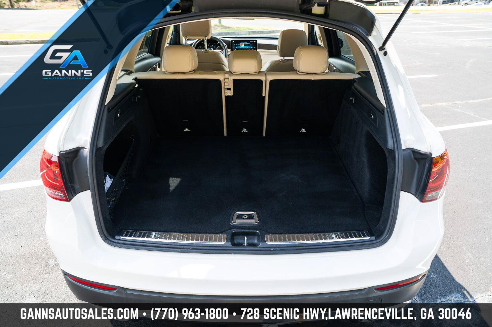 Used 2020 Mercedes-Benz GLC 300 image 8