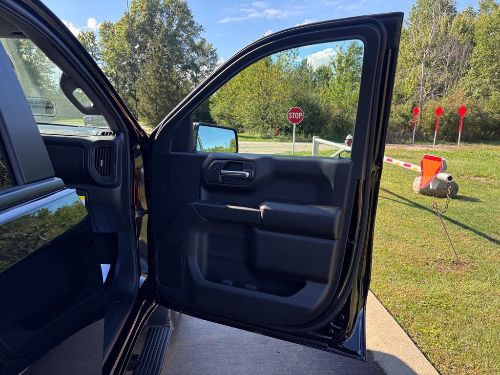 New 2026 Chevrolet Silverado 1500 Custom AWD/4WD image 24