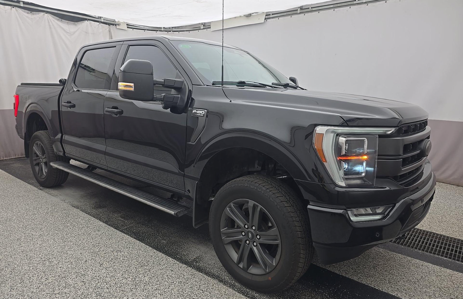 Used 2023 Ford F150 Lariat w/ Equipment Group 502A High AWD/4WD image 3