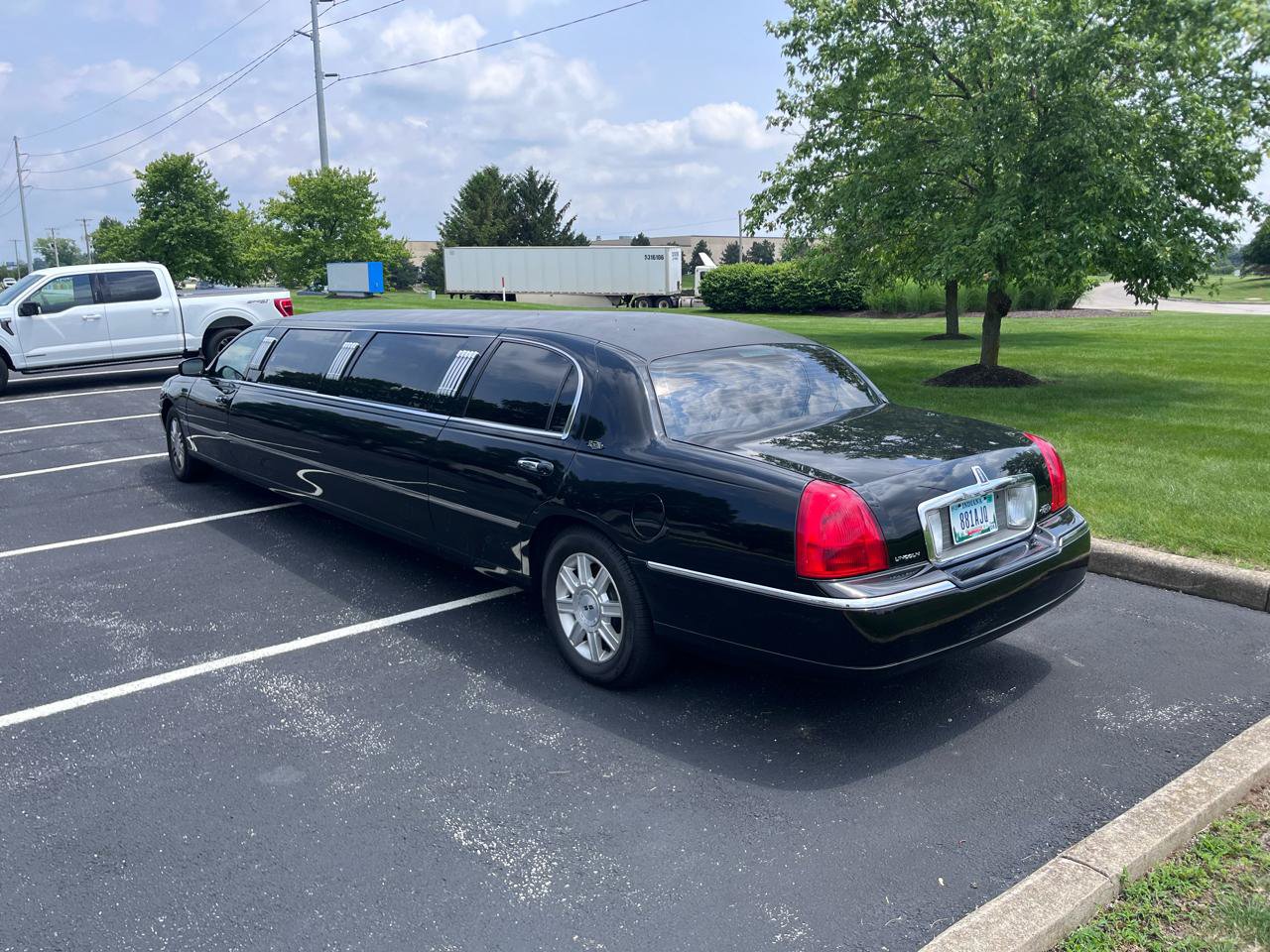 Used 2008 Lincoln Town Car Executive RWD image 5