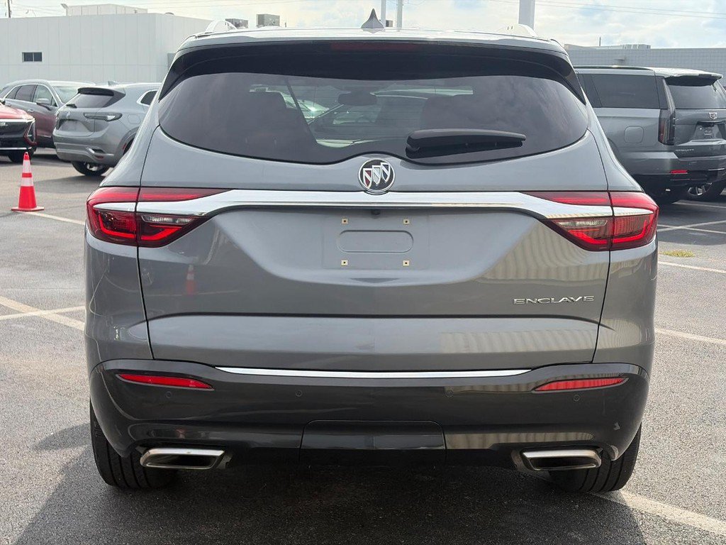 Used 2019 Buick Enclave Premium w/ Experience Buick Package FWD image 6