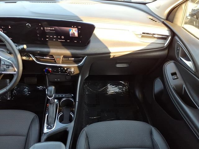 Used 2024 Buick Encore GX Preferred AWD/4WD image 19