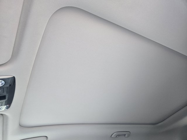 Certified 2025 Kia Sorento EX w/ Panoramic Sunroof Package FWD image 25