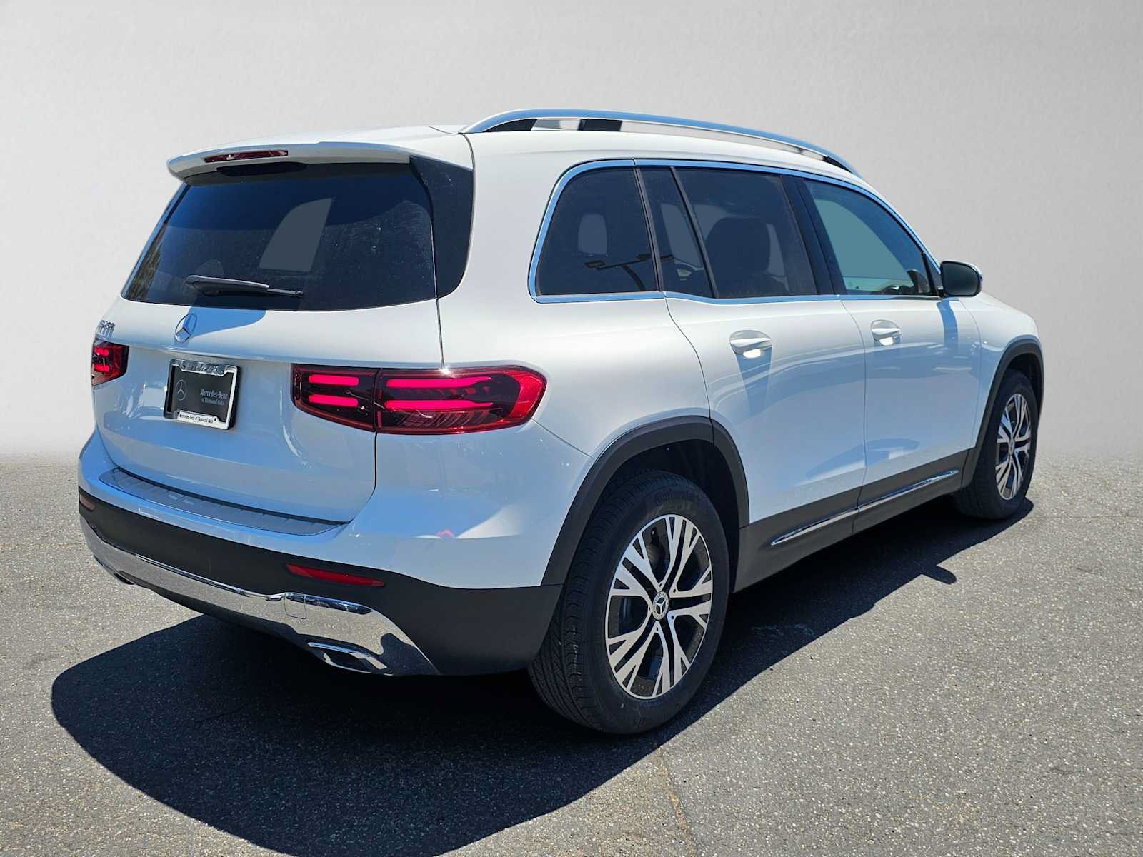 New 2026 Mercedes-Benz GLB 250 image 3