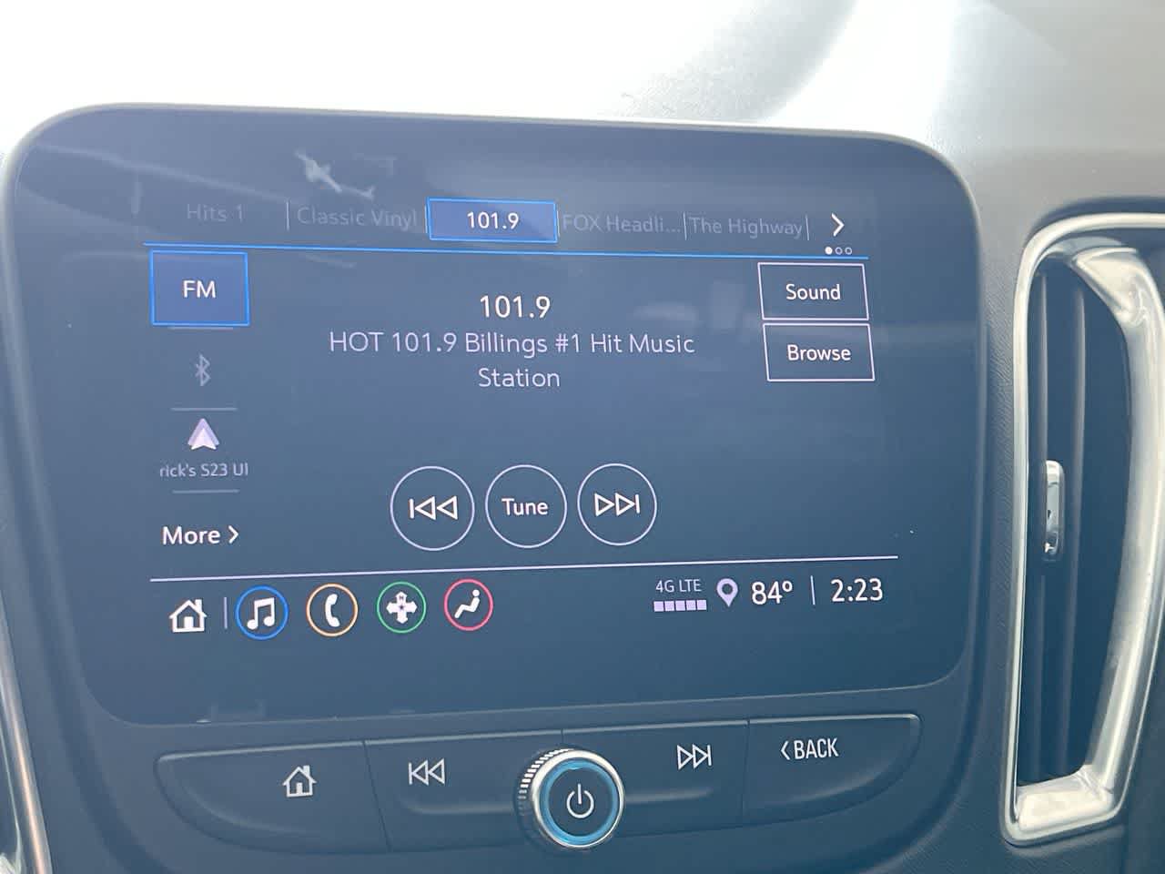 Used 2021 Chevrolet Malibu LT FWD image 16