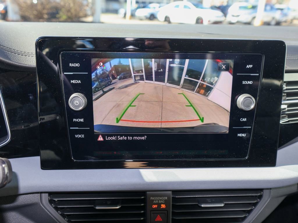 New 2026 Volkswagen Jetta SE FWD image 18