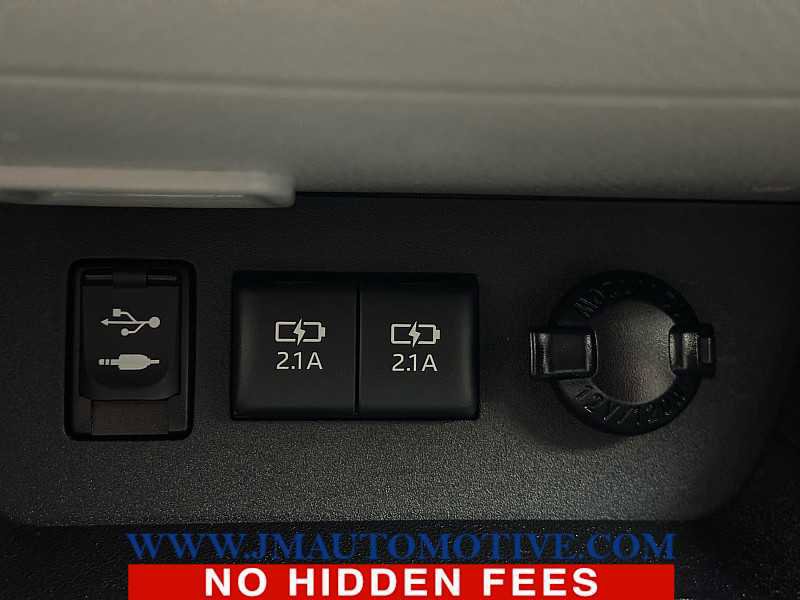 Used 2018 Toyota Highlander Plus image 37