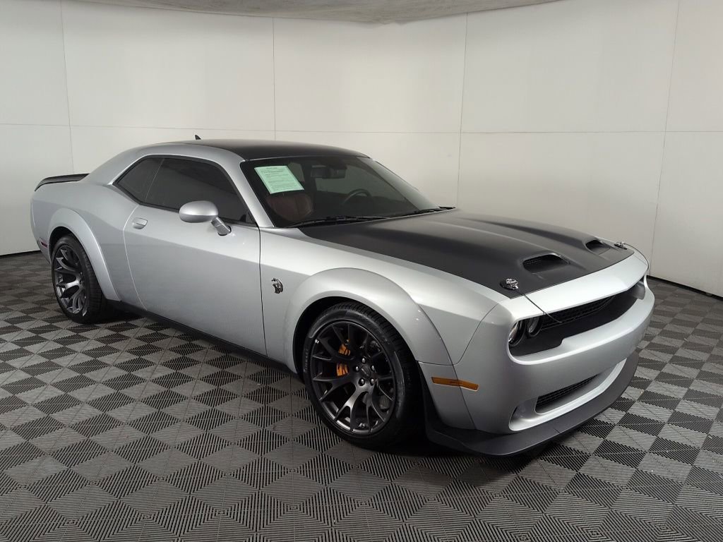 Used 2022 Dodge Challenger SRT Hellcat image 3