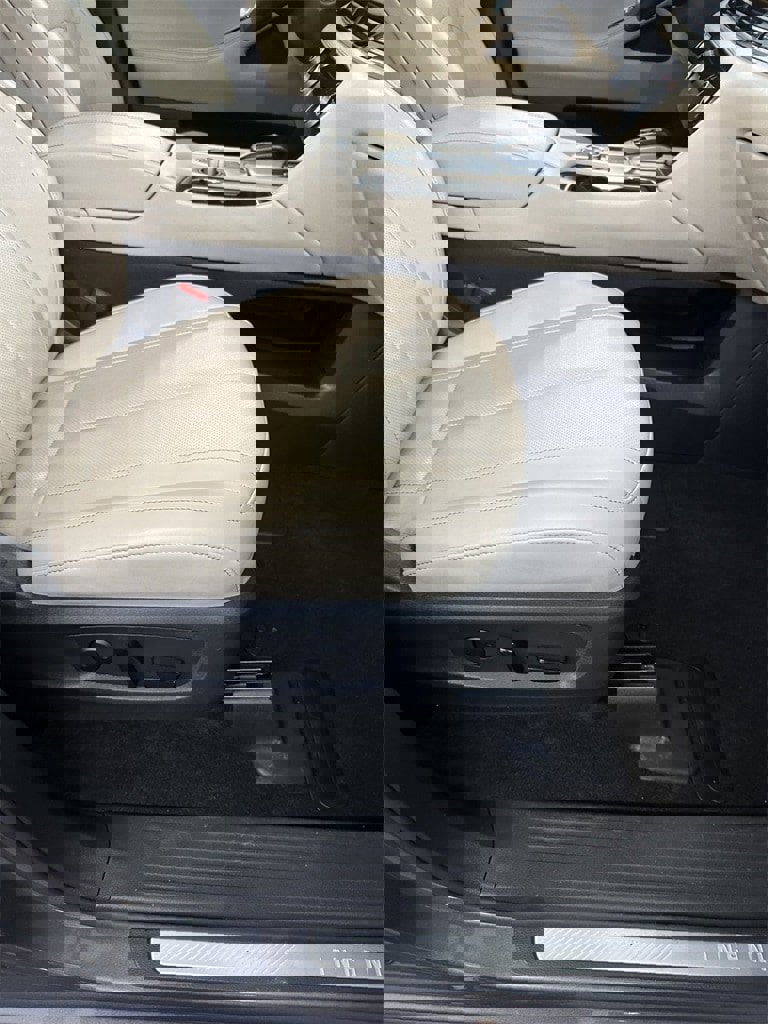 Used 2023 INFINITI QX60 Luxe image 50