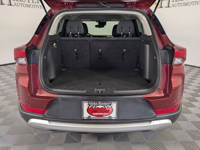 Used 2025 Chevrolet TrailBlazer LT AWD/4WD image 24