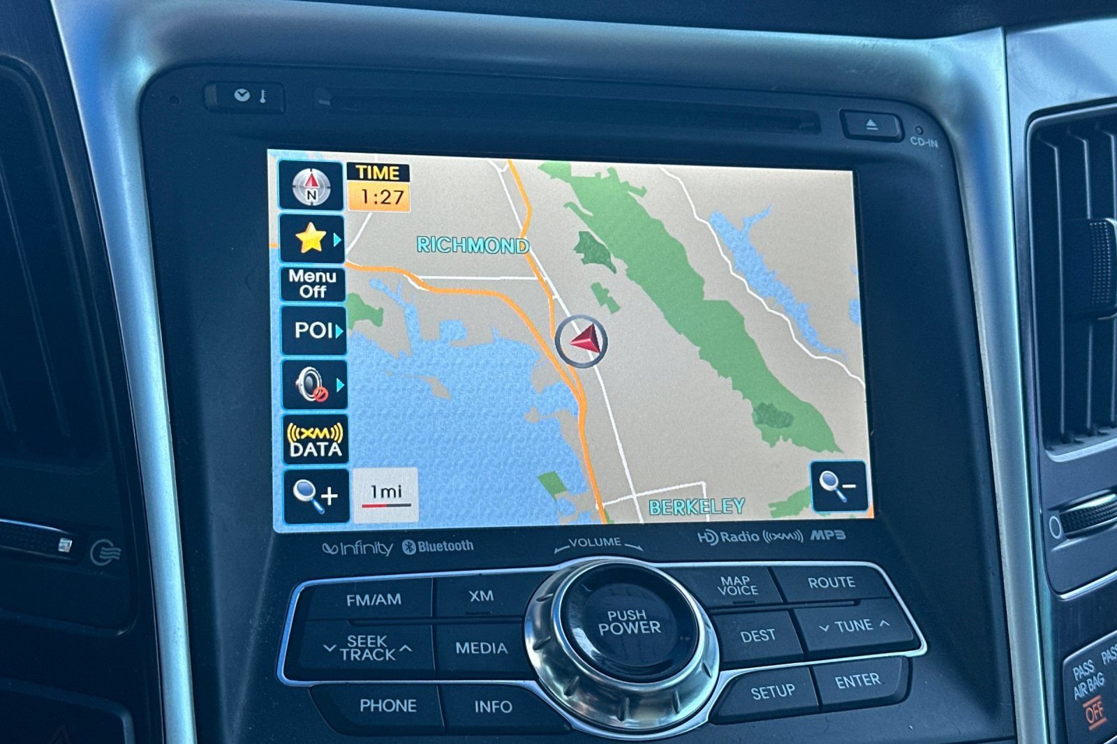 Used 2013 Hyundai Sonata Limited w/ Premium Pkg FWD image 25