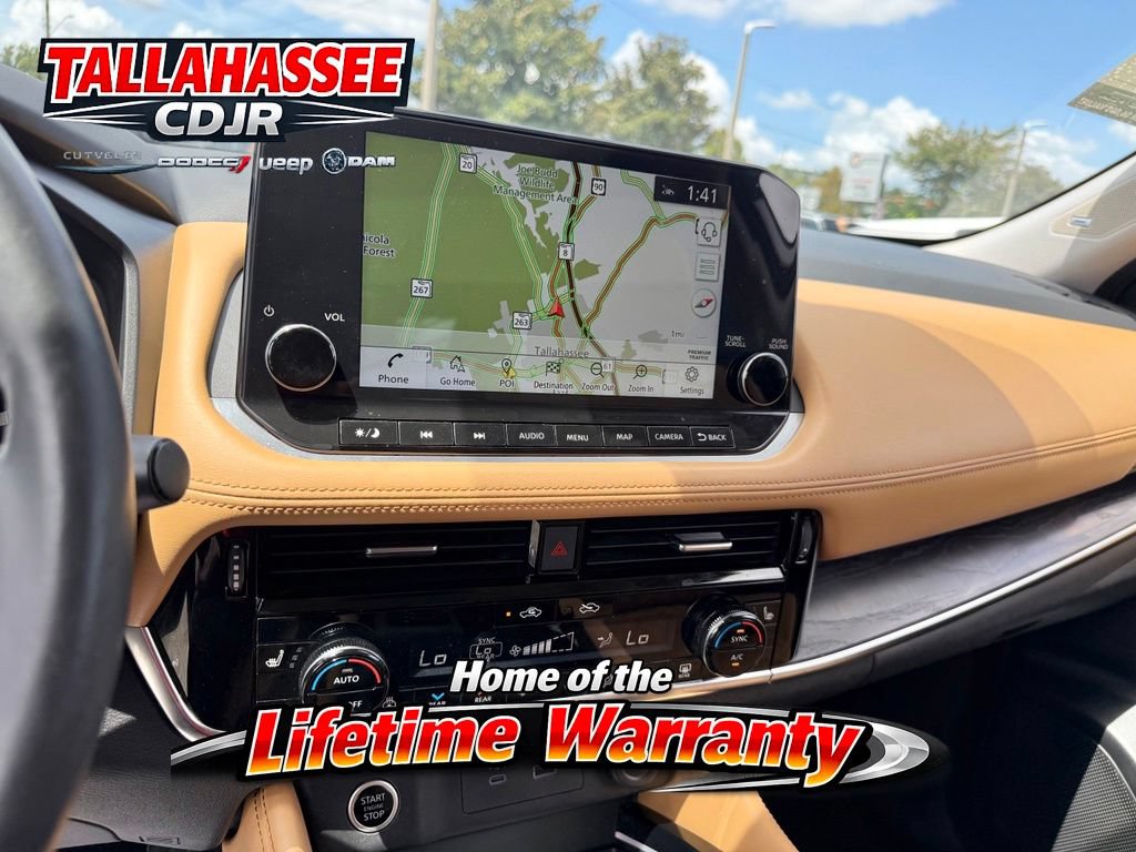 Used 2021 Nissan Rogue Platinum FWD image 23