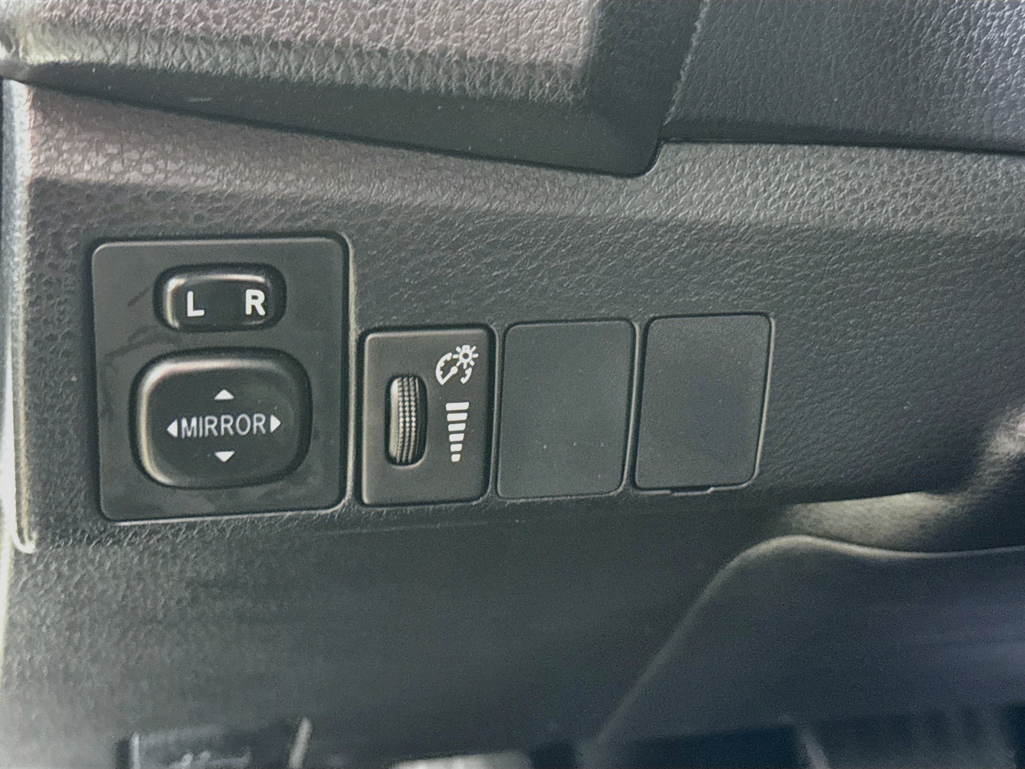 Used 2015 Toyota Corolla S FWD image 10