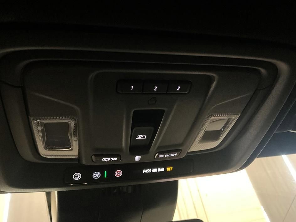 Used 2025 Chevrolet Silverado 1500 ZR2 w/ Dark Appearance Package image 37