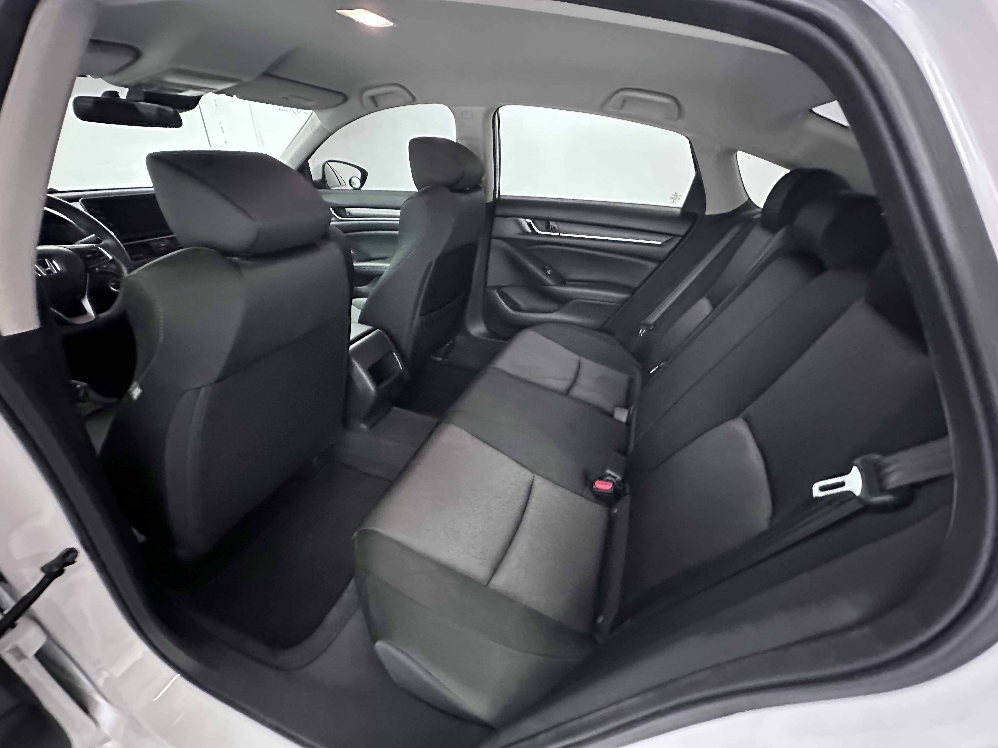 Used 2020 Honda Accord LX image 27