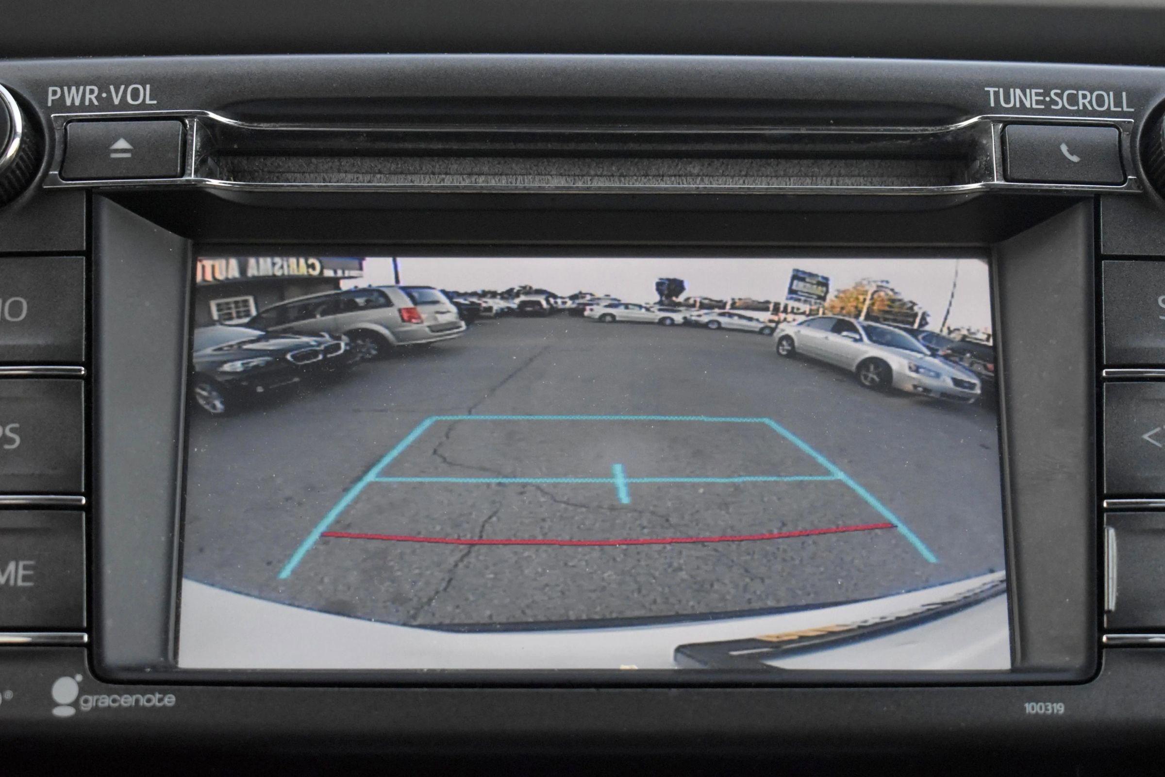Used 2015 Toyota RAV4 Limited w/ Technology Package image 24