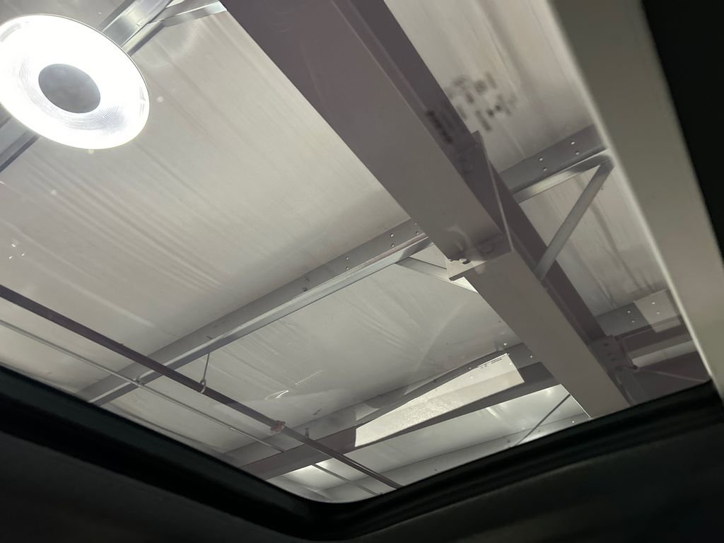 Used 2019 Volvo XC40 T5 R-Design AWD/4WD image 27