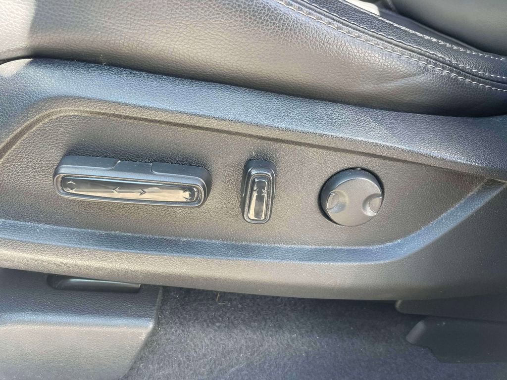 Used 2023 Honda Pilot EX-L image 18