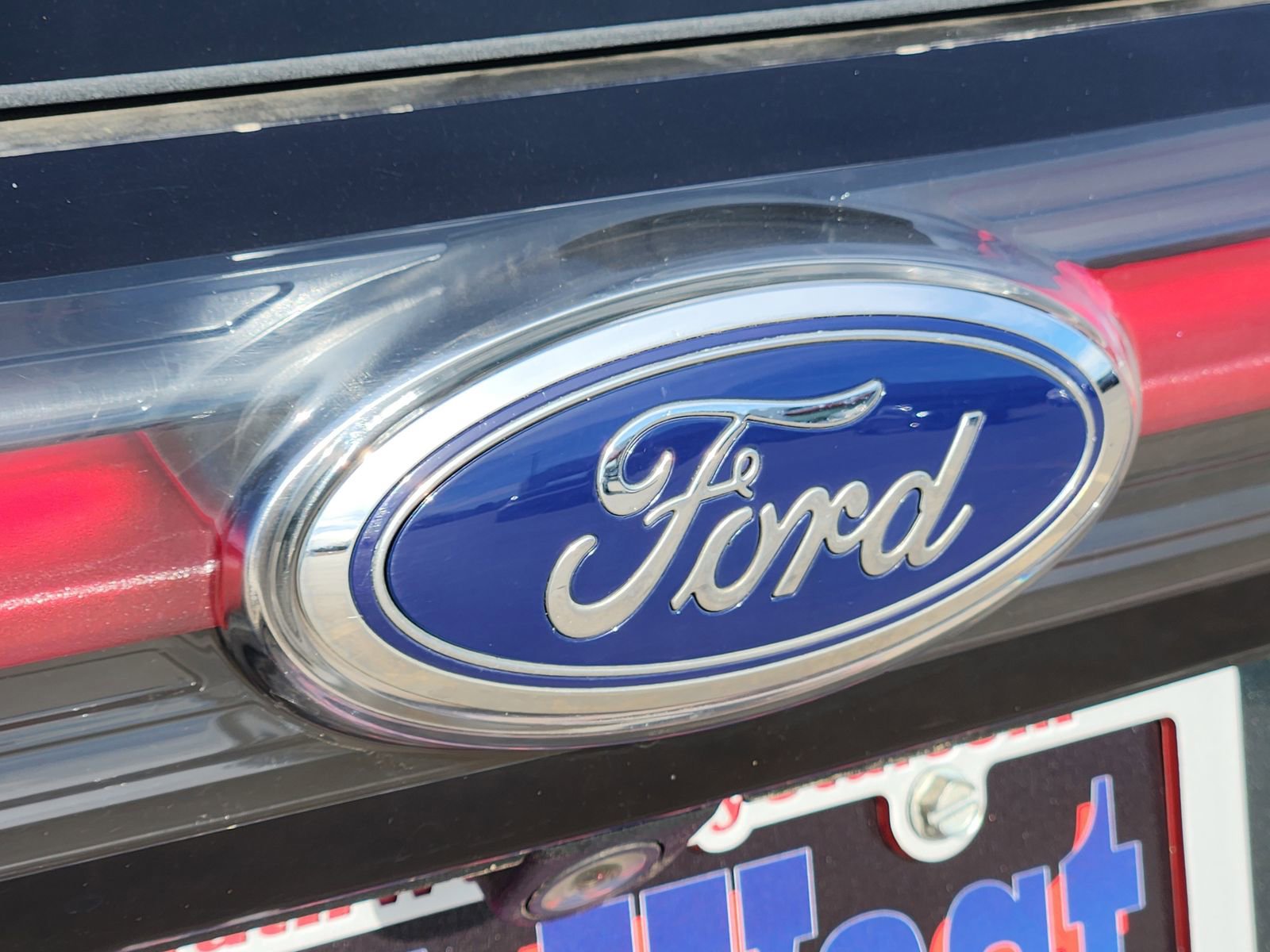 Used 2015 Ford Edge Titanium w/ Equipment Group 301A image 12