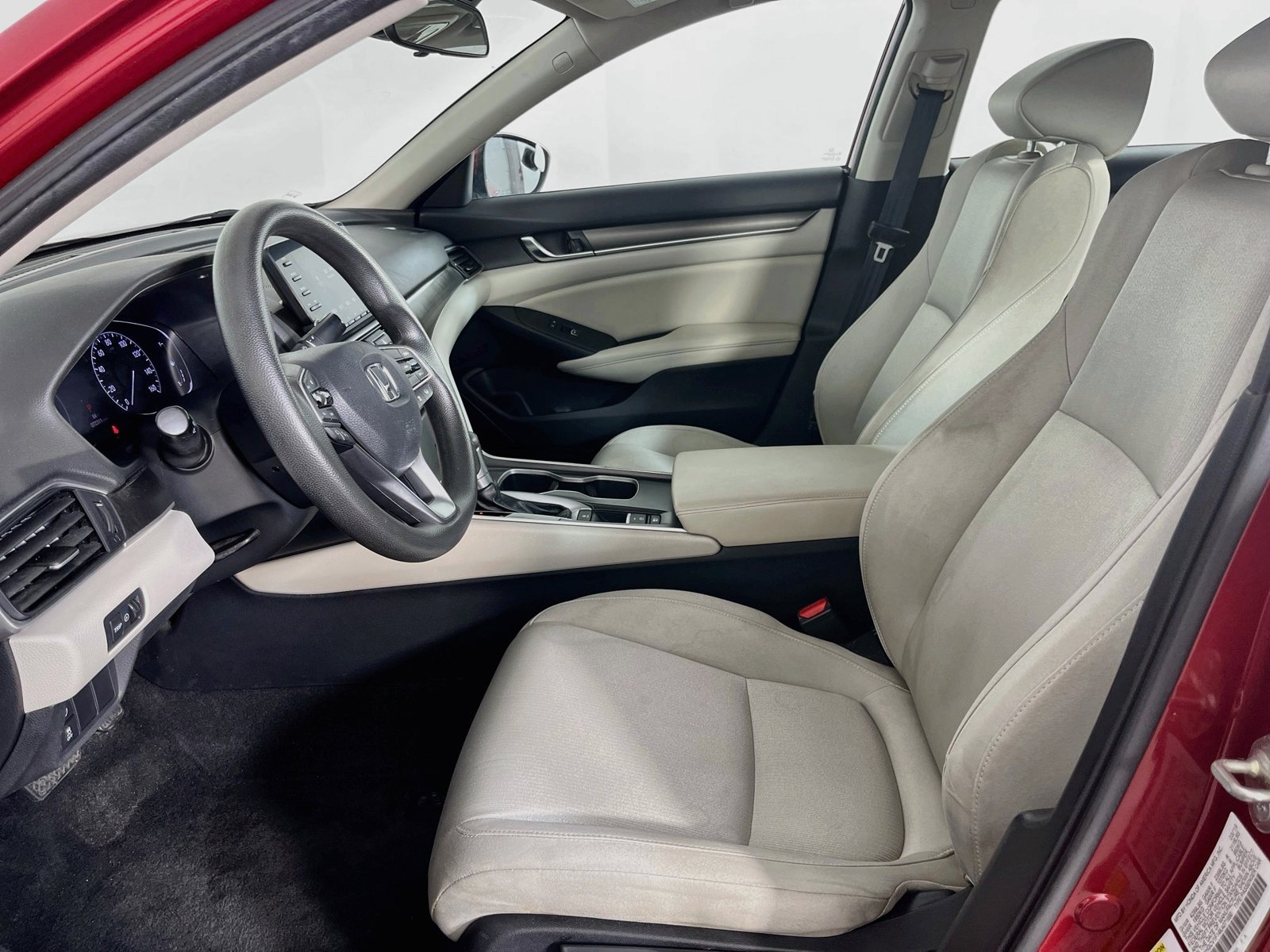 Used 2019 Honda Accord LX image 28