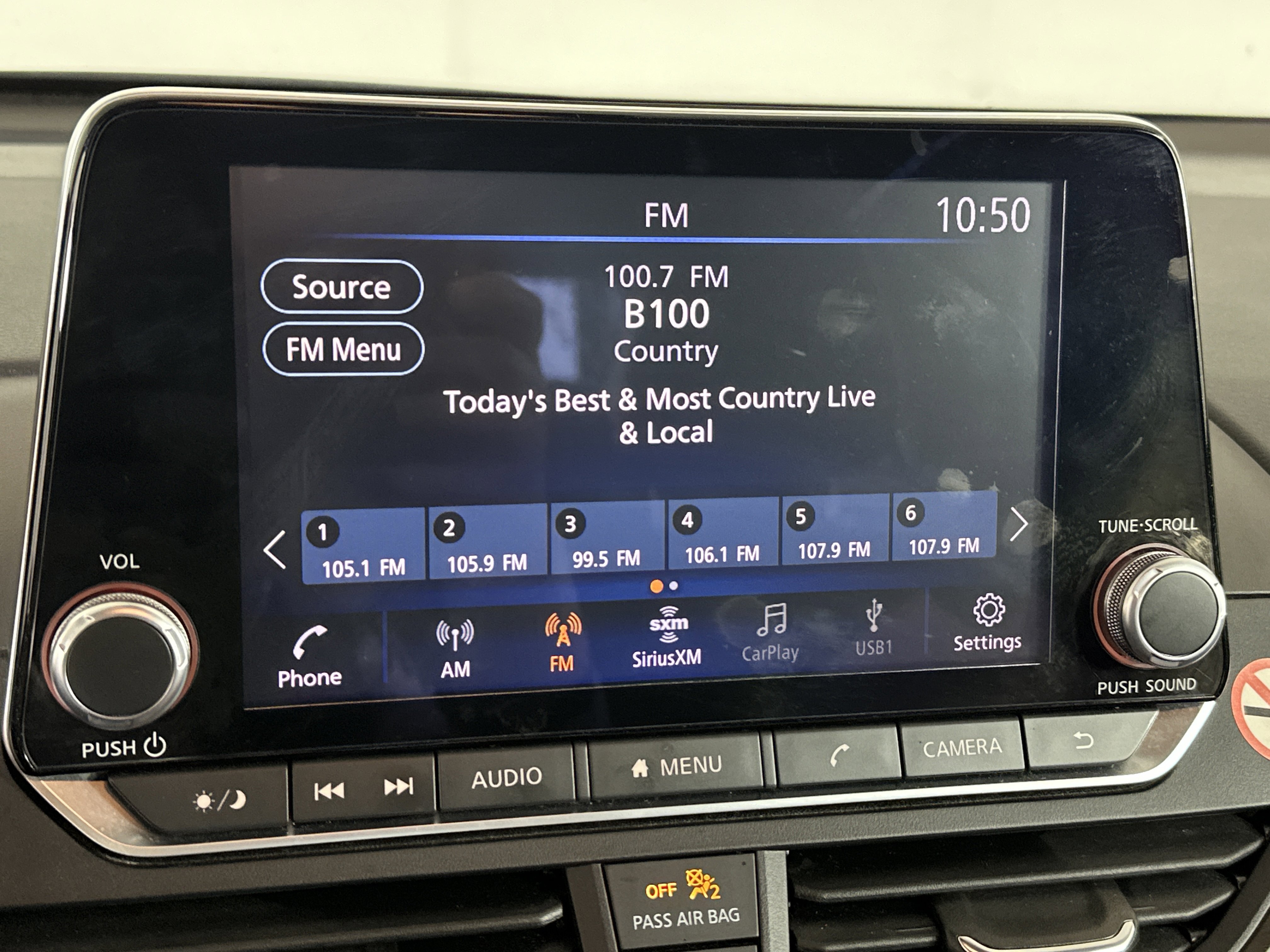 Used 2024 Nissan Altima 2.5 SV image 18