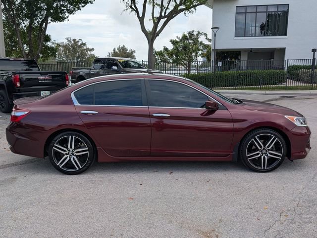 Used 2016 Honda Accord Sport image 8