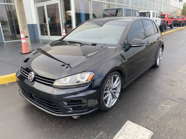 Used 2017 Volkswagen Golf R 4-Door AWD/4WD image 4